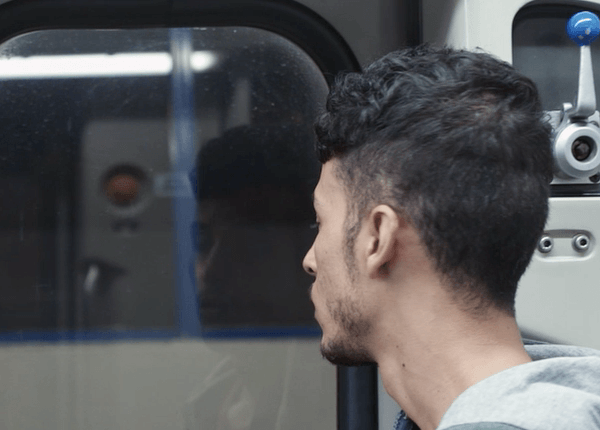 fotograma de la película Las zonas grises