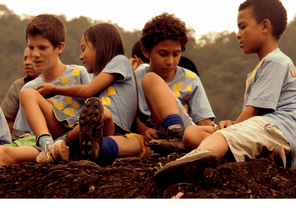 fotograma de la película Pasos de héroe