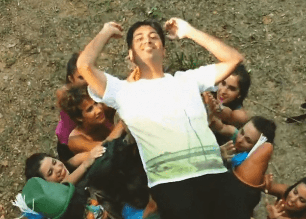 fotograma de la película Colores de pasión