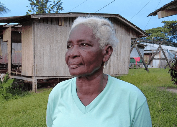 fotograma de la película Floralba, un canto a la muerte