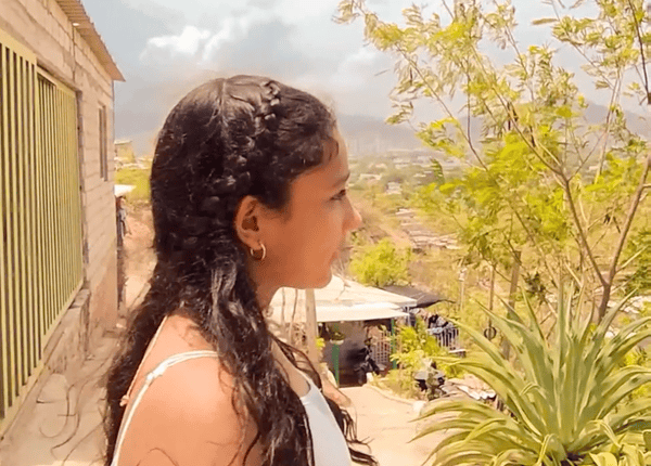 fotograma de la película Identidad Samaria