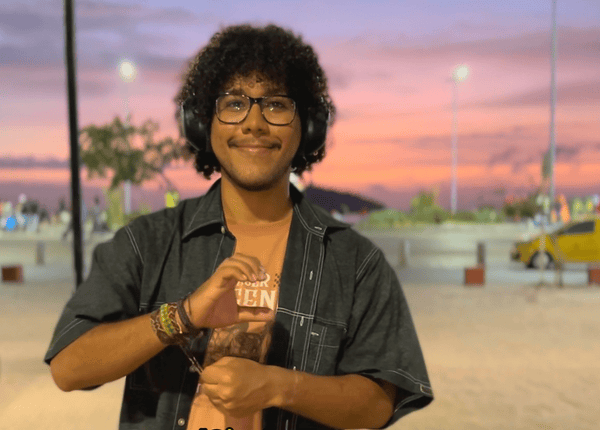 fotograma de la película Silencio que Habla de mi Ciudad