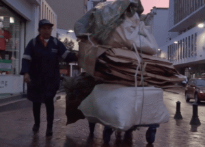 Imagen destacada de la película Ciudad a la Espalda - Retina Latina